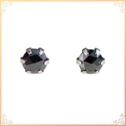 プラチナ ピアス Pt900 一粒 ブラックダイヤモンド ピアス 0.2ct 誕生石 4月 記念日 誕生日　★　レディース 女性 誕生日 プレゼント ギフト