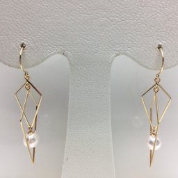 真珠 ピアス パール アコヤ真珠 フック 5.0mm ホワイトピンク K18 イエローゴールド 65398 イソワパール