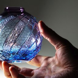 凛然切子　まあるい花器 