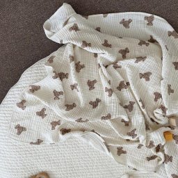 【名入れ無料】お包みガーゼタオルケット【ギフトボックスつき】【オシャレなデザイン】【世界に一つだけのオリジナルプレゼント】【出産祝い】【くまさん柄】