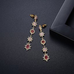 ピアス 両耳用 キュービックジルコニア ホワイトとマルチカラー 真鍮 イエローゴールド シルバー スタッド 揺れる ゆれる ぶら下がり ロング おしゃれ e19110537