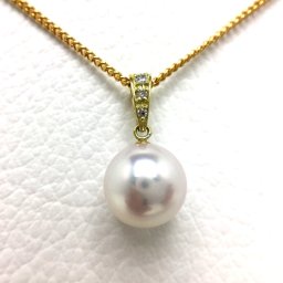 真珠 ペンダントトップ パール アコヤ真珠 9.0-9.5mm ホワイトピンク K18 イエローゴールド ダイヤモンド 0.03ct 65546 イソワパール