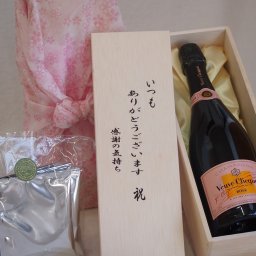 贈り物いつもありがとう木箱と珈琲ドリップセット挽き立て珈琲(ドリップパック5パック)ヴーヴ・クリコローズラベルスパークリング白ワイン (フランス) 750ml