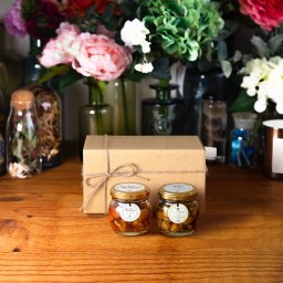 【生はちみつギフト】ナッツの蜂蜜漬けM（90g） + ナッツの蜂蜜漬け エトワールM（90g） / ナチュラルクラフトボックス + 麻紐リボン