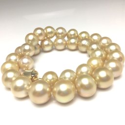 真珠 ネックレス パール 厚巻良質．ナチュラルゴールドカラー 白蝶真珠 11.3-13.8mm ゴールド シルバー クラスップ 79203 イソワパール