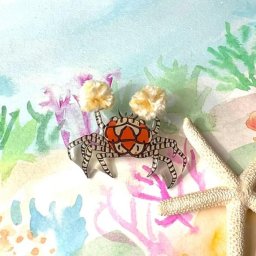 「キンチャクガニ ブローチ 」　キンチャクガニ ブローチ マグネット 海の生き物 アクセサリー　レディース　可愛い　ポンポン　カラフル　日本製　ナチュラル　プチギフト　ギフト