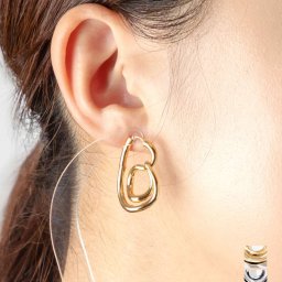 シャルロット シェネ Charlotte Chesnais 23BO125AR 23BO125VER ピアス CREOLE LASSO レディース アクセサリー イヤリング フープピアス クレオール ラッソ 両耳販売 ペア ジュエリー ギフト プレゼント お祝い 記念 かわいい おしゃれ ARGENT VERMEIL シルバー ゴールド