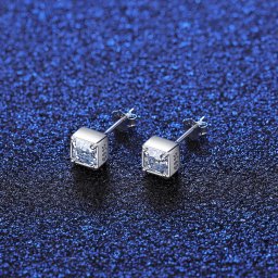 ピアス 両耳用 レディース モアサナイト ホワイト シルバー925 シルバー 0.5ct mse22052404