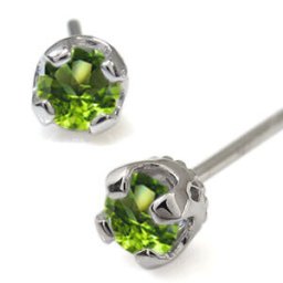 プラチナ・ペリドット・ピアス・シンプル・一粒・ピアス
