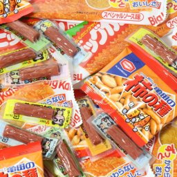 (全国送料無料)おつまみ定番！おやつカルパス（20コ）・柿の種小袋（10コ）・ビッグカツ（10コ）おかしのマーチ メール便(omtmb6726)