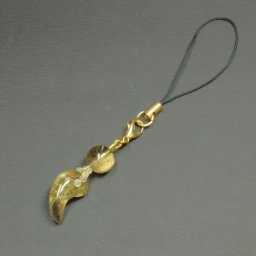 【一点物の贈り物】 高級感あふれる天然石勾玉［スモークカラーがカッコいい］一点物 タイチンルチル ルチルクォーツ お守りチャーム ストラップ付 財運向上縁起物 お財布 小銭入れ ブレスレット 特別な 京海堂 OMr2 父の日ギフト 男性への贈り物 金運のお守り