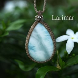 【天然石】【ハンドメイド】【Funky Garuda】高品質 雷波ライン★Larimar マクラメネックレス1892 ｜一点もの /ギフト/プレゼント/記念日/クリスマスプレゼント /誕生日プレゼント/母の日/クリスマス/サプライズ /  ペア販売/カップル/レディース/メンズ/友達/恋人/お揃い/彼女へ/彼氏へ/マクラメ好き/エスニック/ユニセックス