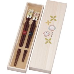 【送料無料・包装無料・のし無料】吉兆桐箱入 夫婦箸  笑ふくろう 39288(A4) ギフト 敬老の日 入学祝い 卒業祝い 就職祝い 結婚祝い 誕生日 出産祝い 引越祝い 香典返し 新盆 初盆 御礼 お中元 内祝い 快気祝い ご挨拶 志 法事