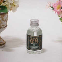 鹿児島県産の茶葉ミニチュアジンKOMASA-GIN ほうじ茶 45%vol 45ml×1本