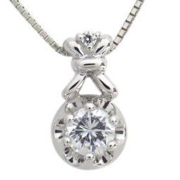 プラチナ 王冠 ネックレス 鑑定書 ダイヤモンド VVSクラス(0.30ct)