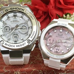 カシオ 恋人たちのGショック ペアウォッチ G-SHOCK BABY-G GST-W310-7AJF MSG-W100-7A3JF ソーラー電波 送料無料 国内正規品 記念日 誕生日 プレゼント お揃い ホワイト 白 クリスマス お祝い 結婚 婚約 20代 30代 40代 50代 カップル 夫婦