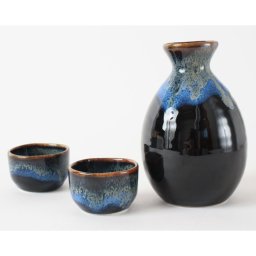 美濃焼 徳利 おちょこ2個 セット 黒 ブルー 金流 (380ml) 徳利・おちょこセット