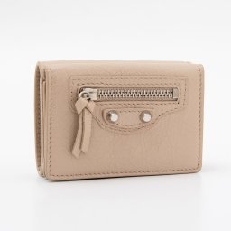 BALENCIAGA (バレンシアガ) 477455 D940N 2730  クラシック ミニ ウォレット レザー ベージュ  CLASSIC MINI WALLET 三つ折り 3つ折り コンパクト 財布 ギフト プレゼント お祝い 誕生日 新品