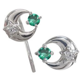 星・エメラルド・月・ピアス・無くさない・プラチナ・ピアス