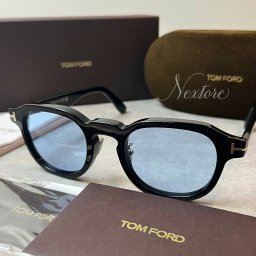 【並行輸入品】【正規品・新品】TOMFORD トムフォード TF1230D ECO FT1230 01V 50 イタリア製 サングラス メガネ 眼鏡 メンズ レディース TOM FORD トム フォード 伊達メガネ ビジネス 普段使い おしゃれ プレゼント ギフト クリスマス 送料無料