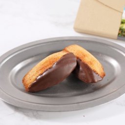 【送料無料、ポスト投函】shirokane sweets TOKYO 白金ショコラマドレーヌ（プレーン）　4個入