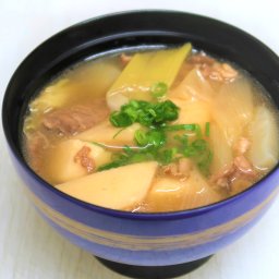 いわてきたかみ牛 芋の子煮 10個 煮物 レトルト 惣菜 きたかみ牛 簡単調理 和風惣菜 おかず 国産牛