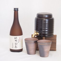 本格焼酎サーバー1000cc(18cm×24cm 1kg)三重県萬古焼き備前金彩ペアカップ(200ml×2個)宮崎本店 本格米焼酎 長期貯蔵時乃刻印 (三重県) 720ml×1本