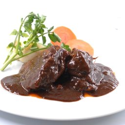 伊藤グリル 黒毛和牛ビーフシチュー×2 送料無料 内祝い 肉 お返し お肉 お歳暮 誕生日 お祝い 結婚祝い 熨斗対応可