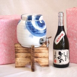 国産有田焼 焼酎サーバー1500cc木代付セット(14.5×15.5cm 1.1kg)恒松酒造 純米焼酎常圧蒸留ひのひかり25° (熊本県) 720ml