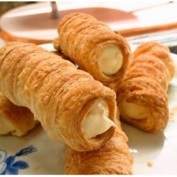 サクサクのパイにとろ～りカスタードが8本 さっくさく カスタードパイ 8本いり