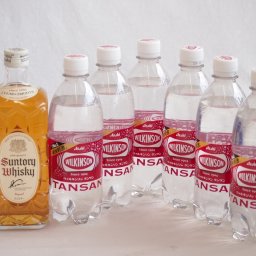 家飲みを、バーカウンターへ ハイボールウイスキー7本セット(ウィルキンソン炭酸 サントリー 白角40度) 500ml×6本 700ml×1本