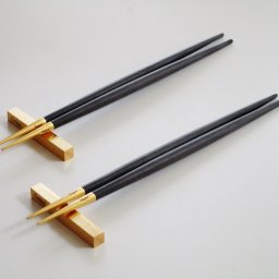 クチポール Cutipol GOA  ゴア ブラックゴールド 箸 + 箸置きセット ペア【ブランドボックス別売】【ブランド食器】【箸セット】 【御結婚御祝・内祝・新築御祝・還暦御祝・御礼・寿・ギフト包装可能】