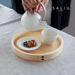即納 SALIU×木曽駒印 わっぱぼん 小[お盆 おぼん トレー 丸 型 曲げわっぱ 木製 天然木 トレイ 円 丸型 円形 ランチ 朝食 お茶 おしゃれ テーブル インテリア 和 ランチプレート おにぎり 曲げ わっぱ 皿 サリュ] 