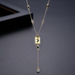 ネックレス キュービックジルコニア ホワイト 真鍮 イエローゴールド 小豆 アズキチェーン カニカン 揺れる ゆれる おしゃれ 月 ムーン 40cm+5cm n20030316