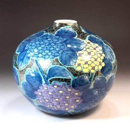 【有田焼 陶芸家 藤井錦彩作】有田焼美術品 染錦プラチナ彩紫陽花絵飾り花瓶 文字入れ可能な木箱入り（伝統工芸品・花瓶・壺・壷・法人ギフト）