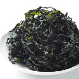 三陸産カットわかめ 3袋 わかめ 乾燥 国産 海鮮 三陸産 カットわかめ ヘルシー 海藻 乾燥わかめ 湯通し塩蔵