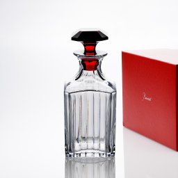 Baccarat バカラ ハーモニー デカンタ スクウェア クリア＆レッド 単品 名入れ彫刻代込み 名入れ ギフト プレゼント 誕生日 記念日 開店祝 周年記念 高級 デキャンタ ウイスキー 引越祝 還暦 退職 受賞 お祝い 名前 刻印 法人記念品 正規品 紙袋付