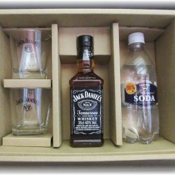 『送料無料』名入れのハイボールセット【ジャックダニエル ブラック350ml&ハイボールグラスセット】誕生日・結婚祝い・還暦長寿祝い・退職祝い・成人祝い・開店祝い・新築祝い・母の日父の日・クリスマス・記念日ギフトにオススメ♪