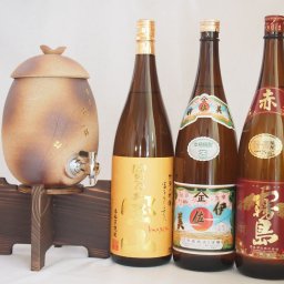 信楽焼・明山窯　焼酎サーバー　火色金小紋　2200ｃｃ(滋賀県)芋焼酎3本セット 西酒造 富乃宝山1800ｍｌ 甲斐商店 伊佐美1800ｍｌ 赤霧島1800ｍｌ(鹿児島　宮崎)