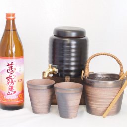 本格焼酎サーバー1000cc(18cm×24cm 1kg)萬古焼ペアカップ氷入れ竹トングセット霧島酒造 本格芋焼酎 九州産さつまいも100%使用茜霧島 (宮崎県) 900ml×1本