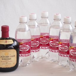家飲みを、バーカウンターへ ハイボールウイスキー7本セット(ウィルキンソン炭酸 サントリー オールド43度) 500ml×6本 700ml×1本