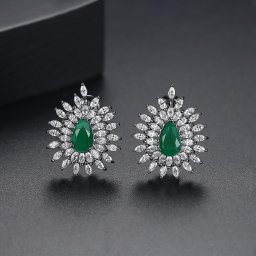 ピアス 両耳用 キュービックジルコニア グリーン 真鍮 シルバー ブラック スタッド ペア ドロップ 大粒 3本爪 エレガント おしゃれ きれいめ カジュアル e18040718