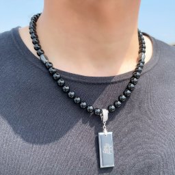【高級ルチル】 一点物［試練に耐えて目標達成する］梵字彫テラヘルツプレート オニキス ヘマタイト 磁気 ネックレス 健康 開運 天然石 芸能人 プロスポーツ選手 御達 脱着式クリッカー 誕生石 こだわり ブレスレット 京海堂 TEr3 還暦祝い 長寿祝い パワーストーン