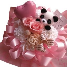 結婚記念日 プレゼント パンダ ピック 花束風ギフト ピンク プリザーブドフラワー入り プチ ハートバルーン ケース付き