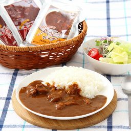 カレー 高品質の豚肉を使用した レトルトカレーセット