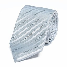 【名入れ無料】エンポリオ アルマーニ EMPORIO ARMANI ネクタイ メンズ 大剣幅7.5cm シルク100% ネームロゴタイプ スカイブルー MADE IN ITALY 340075 2R605 00332 送別会 誕生日 お中元 結婚祝い 結婚式 彼氏 息子 夫 男性 ビジネス 就職祝い 父の日 母の日【スペシャルラッピング660円(別売り)】 ホワイトデー