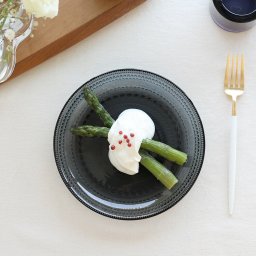 イッタラ カステヘルミ プレート 17cm ダークグレー iittala Kastehelmi お皿 ギフト 結婚祝い プレゼント 贈り物 食器