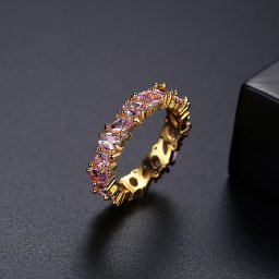 リング キュービックジルコニア ホワイトとピンク 真鍮 イエローゴールド シルバー 11号 14号 16号 18号 可愛い かわいい きれいめ フルエタニティ 幅4.5mm r20030717