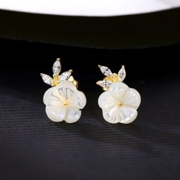 ピアス 両耳用 キュービックジルコニア ホワイト シルバー925 イエローゴールド スタッド エレガント 可愛い かわいい モチーフ 花 フラワー 人工石 ce20061128