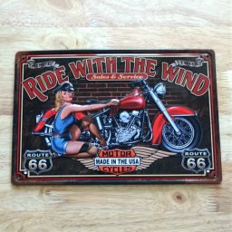 アメリカン バイク ブリキ看板 RIDE WIHT WIND セクシー ガレージ プレート 壁飾り ビンテージ かわいい 雑貨 インテリア 可愛い かっこいい サーファー カフェ 店舗